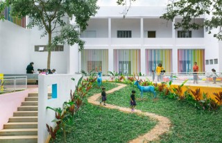 Cải tạo nhà máy đồng hồ bỏ hoang tại Ấn Độ thành trường mầm non