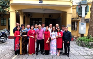 Viện Nghiên cứu Thiết kế Trường học chúc mừng ngày Quốc tế Phụ nữ 8/3 và hưởng ứng sự kiện Tuần lễ áo dài 2021.