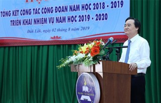 Chủ tịch Công đoàn Viện NCTK Trường học tham dự Hội nghị Công đoàn Giáo dục Việt Nam tổ chức tại Trường Đại học Tây Nguyên, tỉnh Đăk Lăk.