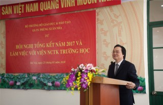 Bộ trưởng Phùng Xuân Nhạ dự Hội nghị tổng kết năm 2017 và làm việc với Viện Nghiên cứu Thiết kế Trường học